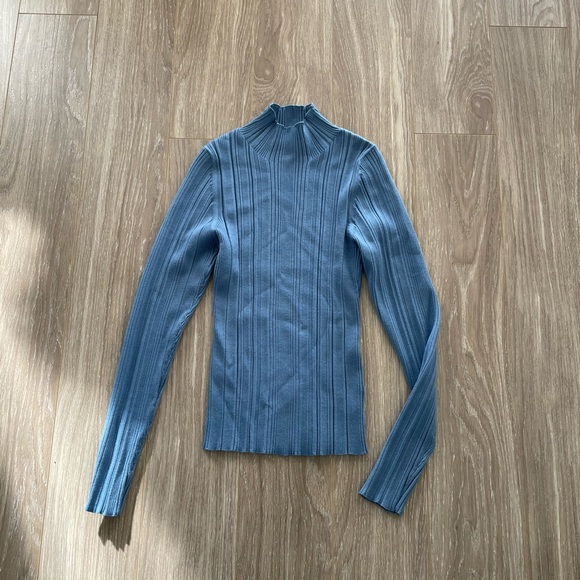 Veronica Beard Women’s Vinny Ribbed Mock Neck Top in Oxford Blue Sz L - Picture 8 of 9